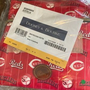 Dooney and Bourke crossbody purse